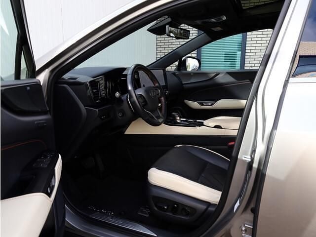 Occasion Lexus NX350h Executive Line 242 PK (177 kW) 2022 Grijs SUV