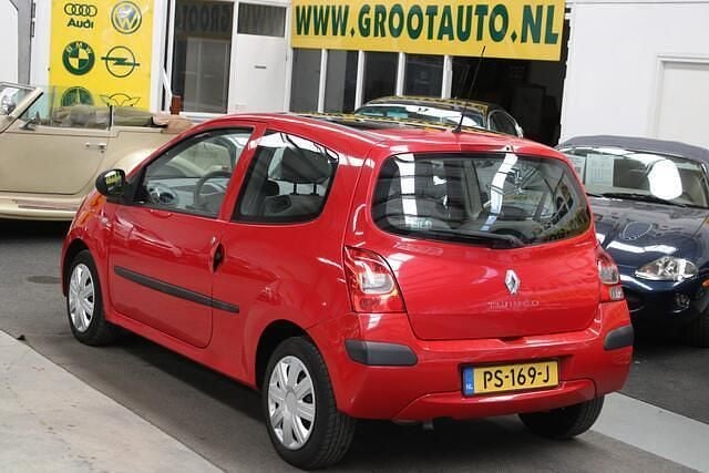 Occasion Renault Twingo Authentique 59 PK (43 kW) 2008 Rood Hatchback