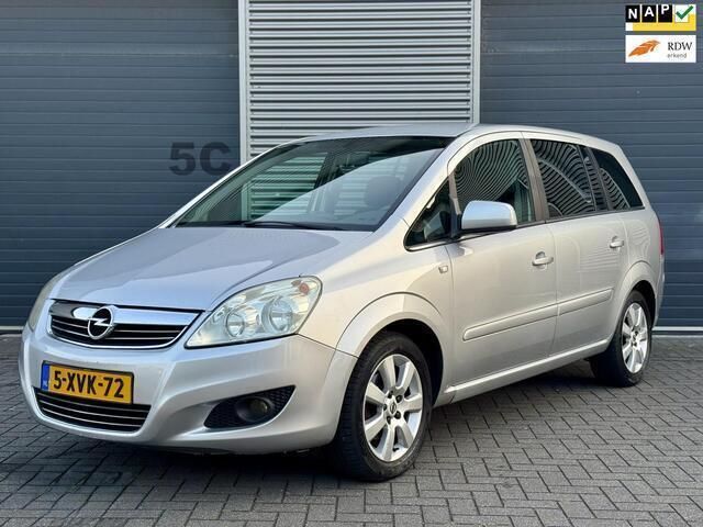 Grijs Gebruikt 2011 Opel Zafira Edition MPV | € 5.950 (Goede deal) - Afbeelding 1/4