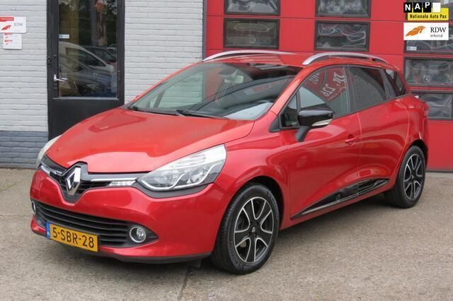 Rood Gebruikt 2013 Renault Clio GrandTour Dynamique Stationwagen | € 4.150 (Eerlijke prijs) - Afbeelding 1/4