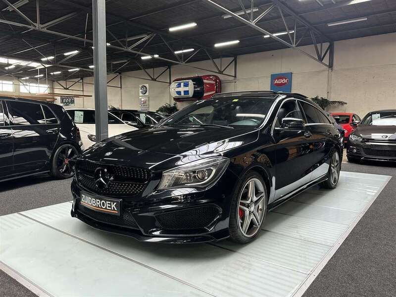 Zwart, metallic lak Gebruikt 2016 Mercedes CLA200 Shooting Brake AMG Stationwagen | € 17.999 (Eerlijke prijs) - Afbeelding 1/4