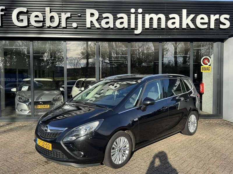 Zwart Gebruikt 2014 Opel Zafira Tourer Design Edition MPV | € 5.450 (Super prijs) - Afbeelding 1/4