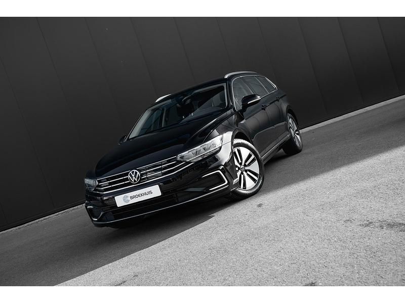 Occasion VW Passat Business 157 PK (115 kW) 2021 Zwart Stationwagen