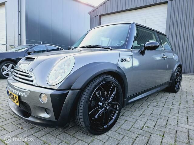 Grijs Gebruikt 2004 Mini Cooper S Hatchback | € 2.499 (Super prijs) - Afbeelding 1/4
