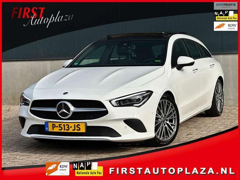 Wit Gebruikt 2022 Mercedes CLA180 Shooting Brake Luxury Stationwagen | € 25.950 (Eerlijke prijs) - Afbeelding 1/4