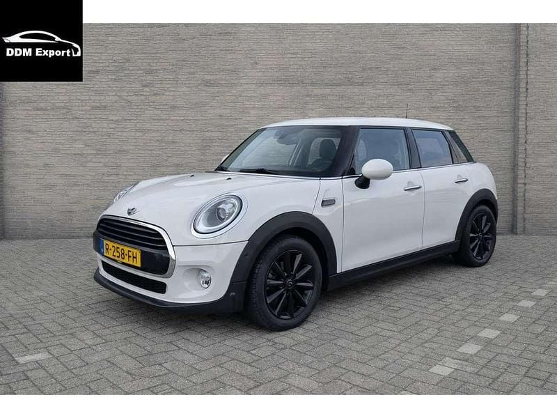 Wit Gebruikt 2015 Mini Cooper D Business Hatchback | € 6.900 - Afbeelding 1/4