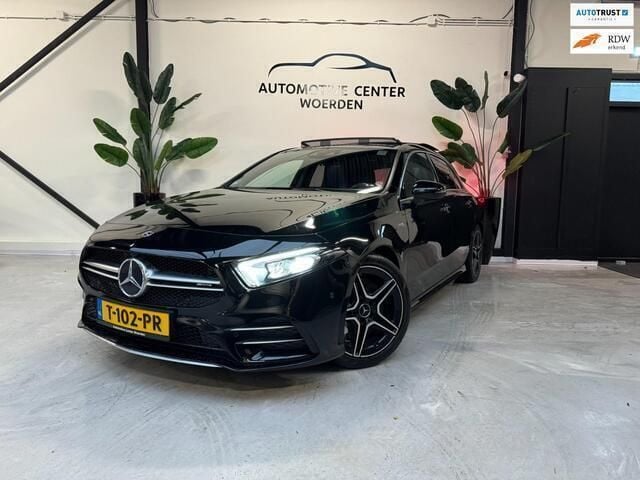 Zwart Gebruikt 2019 Mercedes A35 AMG AMG Hatchback | € 35.499 (Super prijs) - Afbeelding 1/4