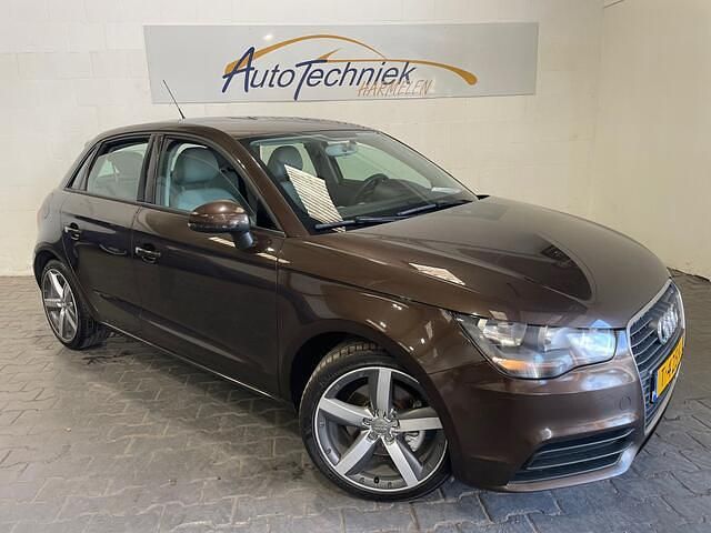 Bruin Gebruikt 2014 Audi A1 Sportback Proline Hatchback | € 9.380 (Super prijs) - Afbeelding 1/4