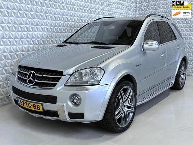 Grijs Gebruikt 2006 Mercedes ML63 AMG AMG SUV | € 19.999 (Goede deal) - Afbeelding 1/4