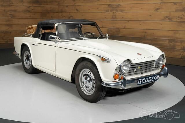 Occasion Triumph TR4 103 PK (75 kW) 1966 Wit Cabriolet