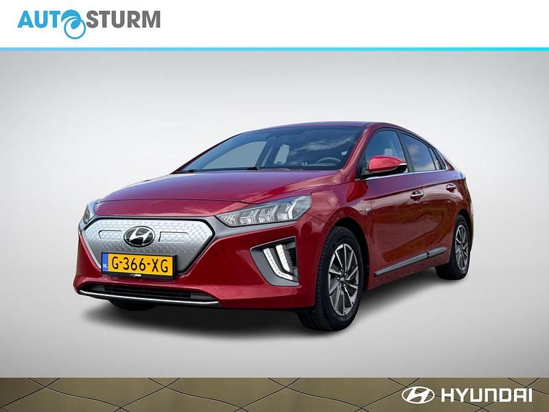Rood Gebruikt 2019 Hyundai Ioniq Comfort Sedan | € 15.189 (Iets duurder) - Afbeelding 1/4