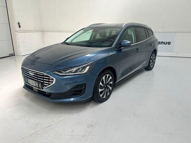 Blauw Gebruikt 2023 Ford Focus Titanium Stationwagen | € 21.990 (Goede deal) - Afbeelding 1/4