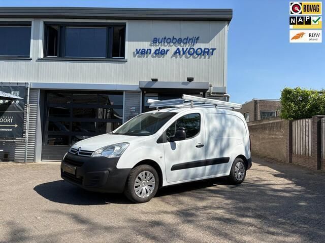 Wit Gebruikt 2015 Citroën Berlingo Comfort MPV | € 5.450 (Duur) - Afbeelding 1/4