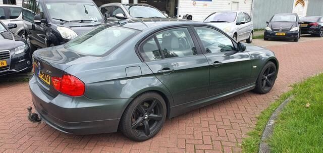 Occasion BMW 318 Luxury Line 136 PK (100 kW) 2011 Groen Sedan
