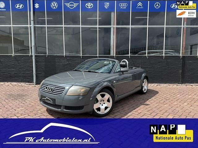 Grijs Gebruikt 2001 Audi TT Roadster Cabriolet | € 3.950 (Eerlijke prijs) - Afbeelding 1/4