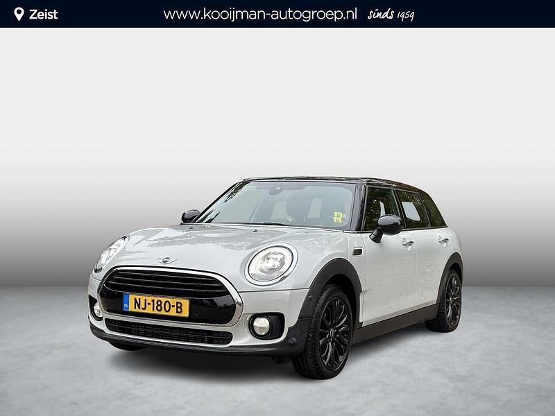 Wit Occasion 2017 Mini Cooper Clubman Business Stationwagen | € 14.945 (Eerlijke prijs) - Afbeelding 1/4