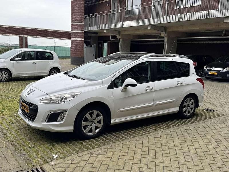Occasion Peugeot 308 120 PK (88 kW) 2011 Wit MPV