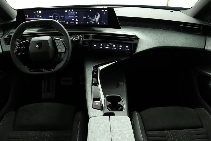 Nieuw Peugeot 5008 GT 2026 Blauw SUV