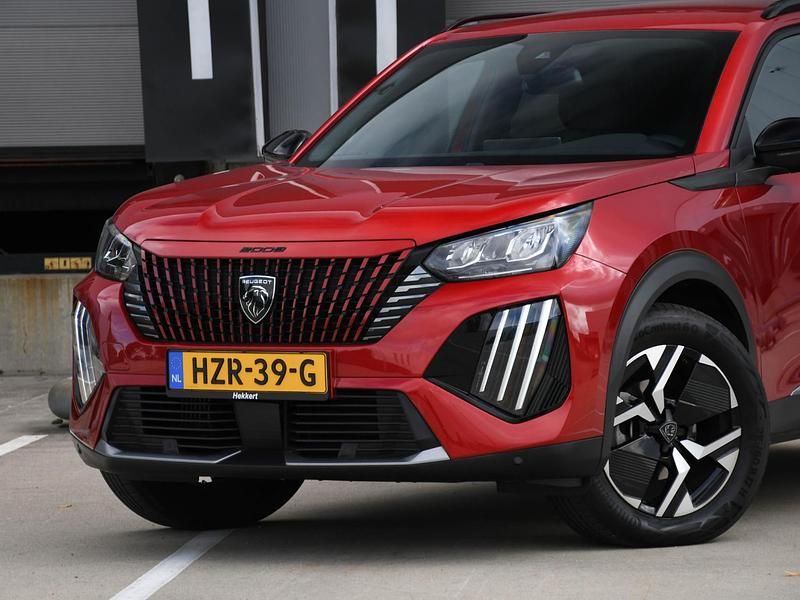 Occasion Peugeot 2008 Allure 131 PK (96 kW) 2024 Rood SUV