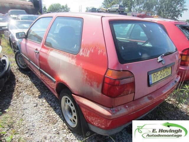 Rood Gebruikt 1996 VW Golf III Hatchback | € 950 - Afbeelding 1/4