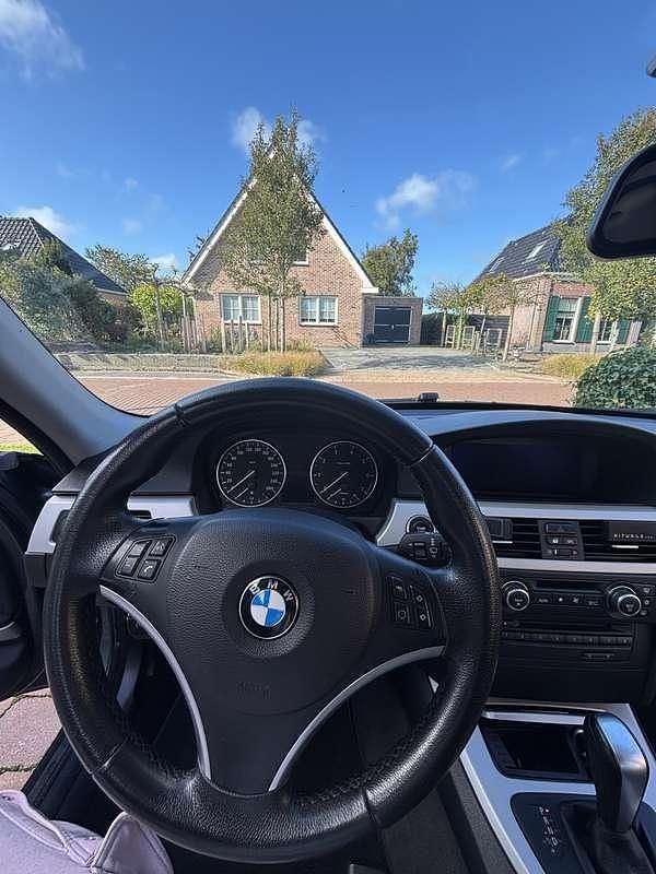 Occasion BMW 318 143 PK (105 kW) 2010 Groen Sedan