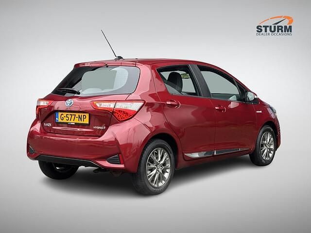 Occasion Toyota Yaris Executive 101 PK (74 kW) 2019 Rood Hatchback