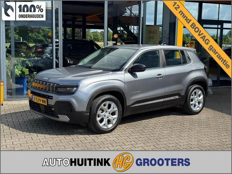 Grijs (metallic) Occasion 2023 Jeep Avenger Altitude SUV | € 25.990 (Eerlijke prijs) - Afbeelding 1/4