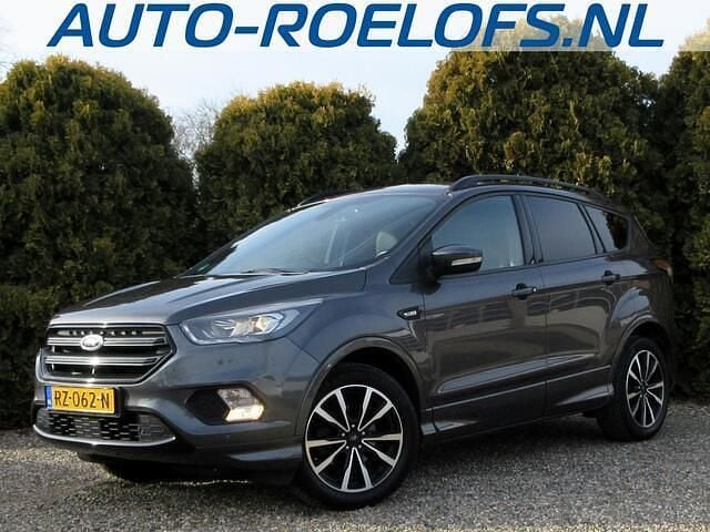 Grijs (metallic) Occasion 2018 Ford Kuga ST-Line SUV | € 14.890 (Eerlijke prijs) - Afbeelding 1/4