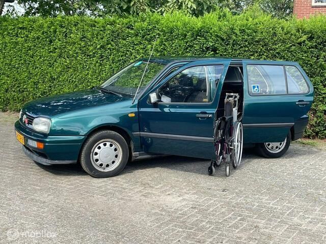 Groen Gebruikt 1995 VW Golf III Hatchback | € 4.000 - Afbeelding 1/4