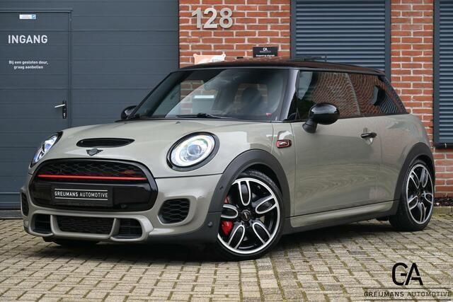 Grijs Gebruikt 2018 Mini John Cooper Works Hatchback | € 29.750 - Afbeelding 1/4