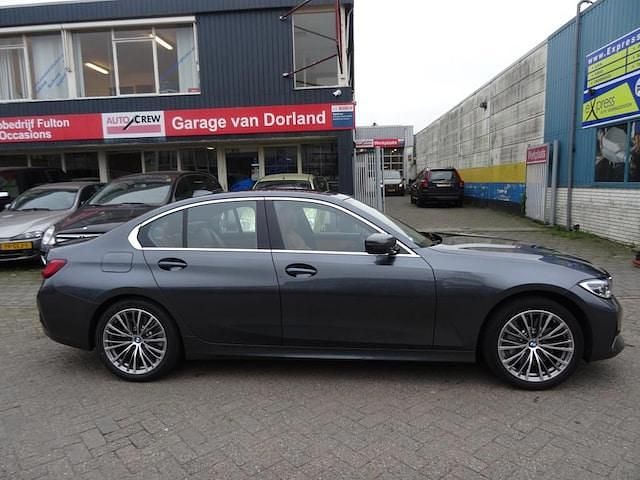 Occasion BMW 330e 2020 Grijs (metallic) Sedan