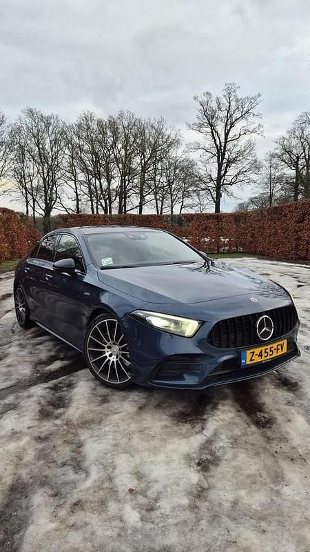 Occasion Mercedes A35 AMG AMG 306 PK (225 kW) 2020 Blauw Sedan