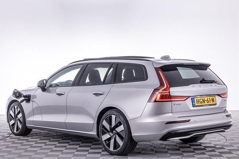 Occasion Volvo V60 Ultra 311 PK (228 kW) 2025 Grijs Stationwagen