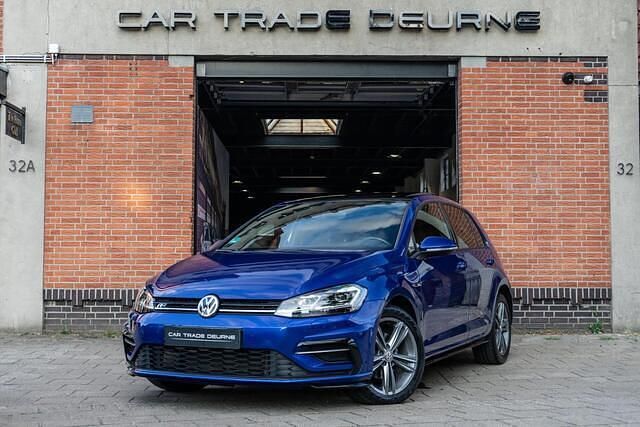Blauw Gebruikt 2019 VW Golf VII Highline Hatchback | € 22.950 (Iets duurder) - Afbeelding 1/4