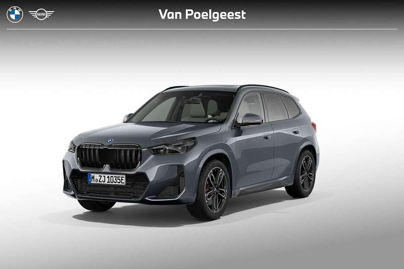 Storm bay (c3n) Nieuw 2025 BMW X1 Comfort Edition SUV | € 69.652 (Eerlijke prijs) - Afbeelding 1/4