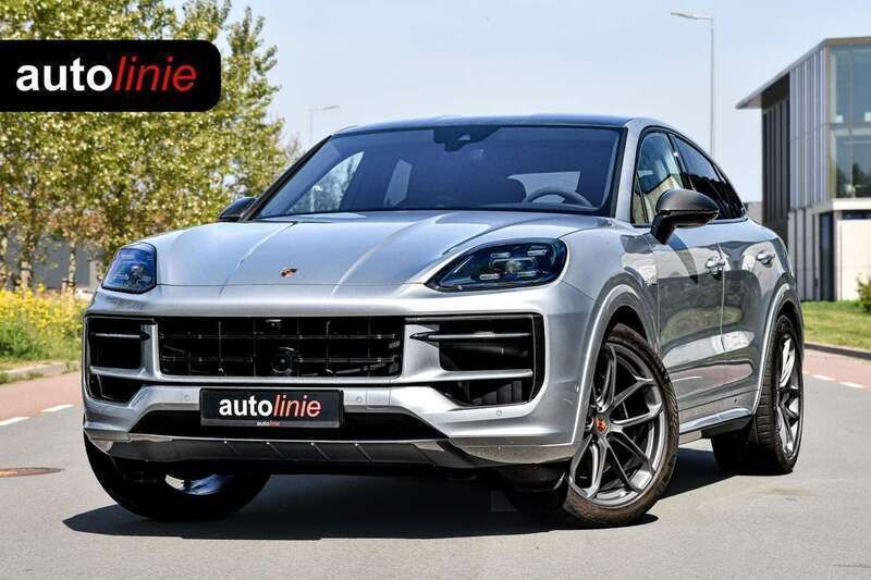 Zilver Gebruikt 2024 Porsche Cayenne SUV | € 128.400 - Afbeelding 1/2