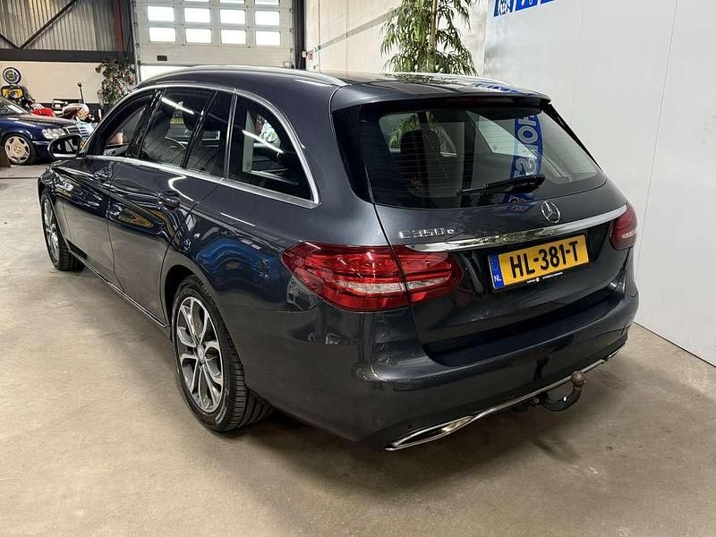 Grijs Gebruikt 2015 Mercedes C350e Edition Stationwagen | € 11.995 (Goede deal) - Afbeelding 1/3