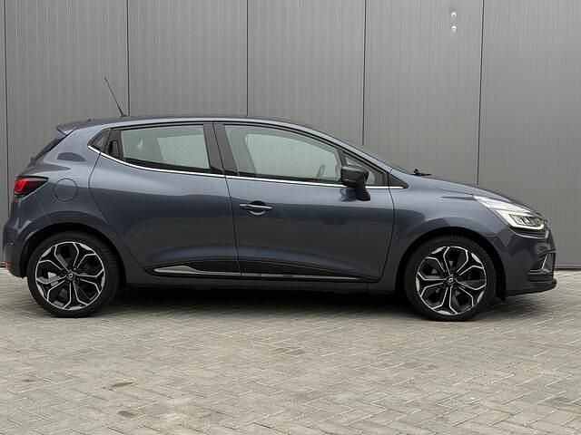 Occasion Renault Clio IV Intens 118 PK (86 kW) 2017 Grijs Hatchback