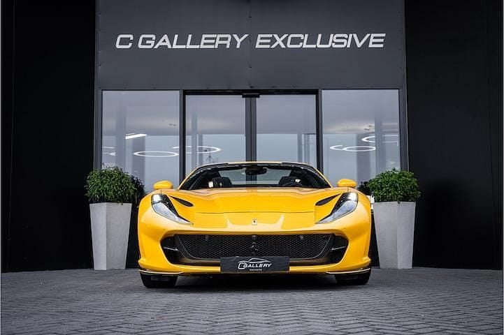 Occasion Ferrari 812 799 PK (587 kW) 2021 Geel Cabriolet