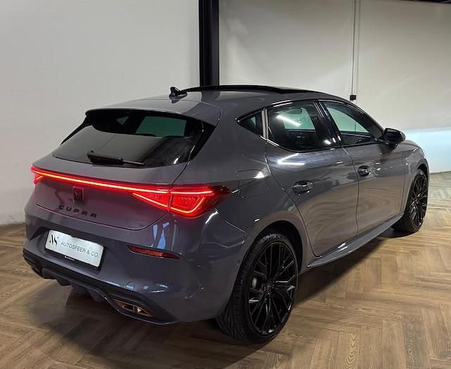 Occasion Cupra Leon VZ2 150 PK (110 kW) 2021 Grijs Hatchback