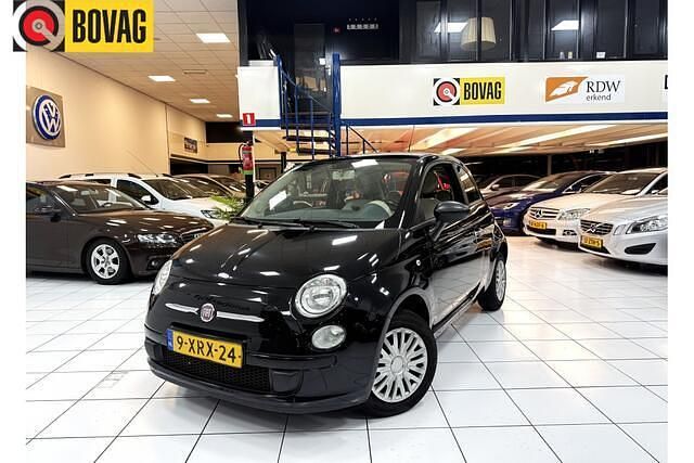 Zwart (metallic) Occasion 2011 Fiat 500 Pop Hatchback | € 2.750 (Goede deal) - Afbeelding 1/4