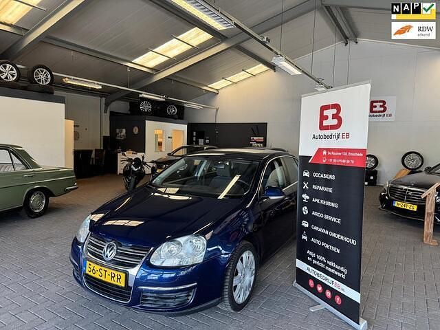 Blauw Gebruikt 2006 VW Jetta Comfortline Sedan | € 1.500 (Eerlijke prijs) - Afbeelding 1/4