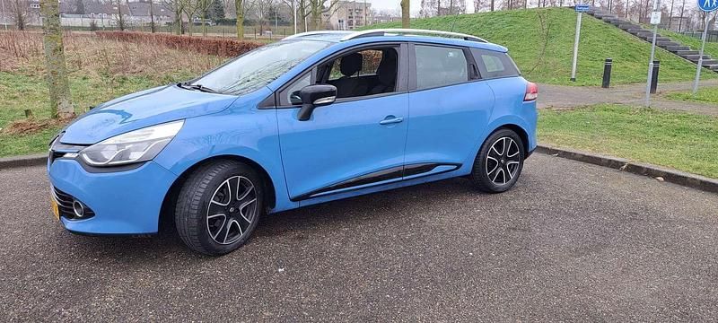 Blauw Gebruikt 2013 Renault Clio GrandTour Expression Stationwagen | € 3.600 (Eerlijke prijs) - Afbeelding 1/4
