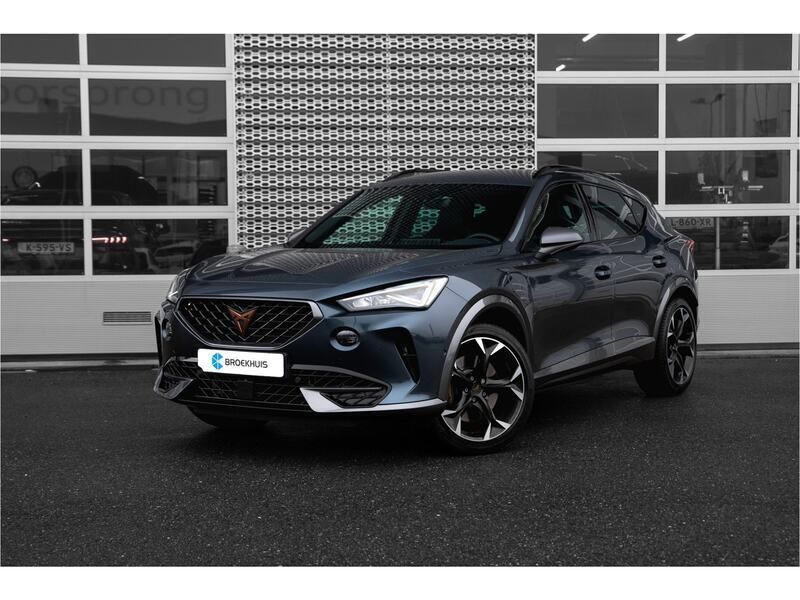 Grijs, metallic lak Gebruikt 2022 Cupra Formentor VZ SUV | € 29.445 (Eerlijke prijs) - Afbeelding 1/4
