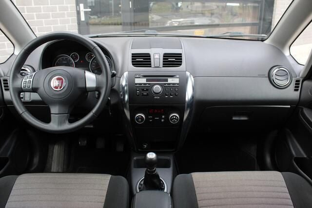 Occasion Fiat Sedici Emotion 120 PK (88 kW) 2010 Bruin SUV