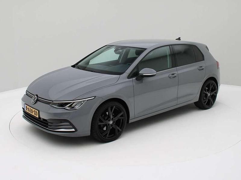 Occasion VW Golf VIII Business+ 131 PK (96 kW) 2022 Grijs Hatchback