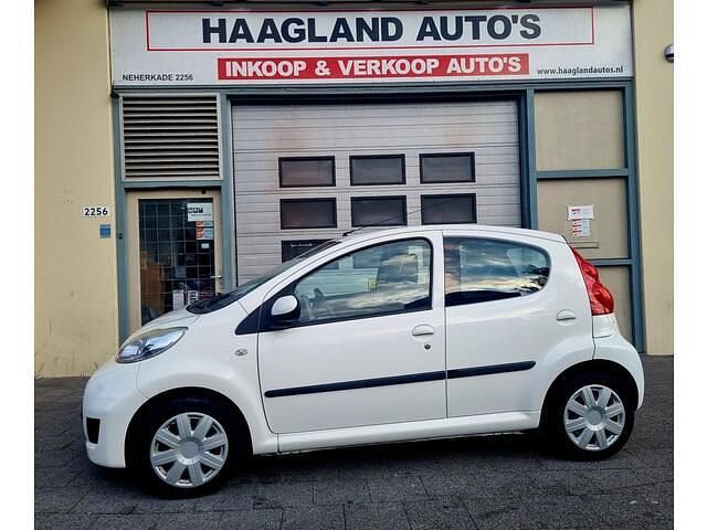 Occasion Peugeot 107 68 PK (50 kW) 2012 Wit Hatchback