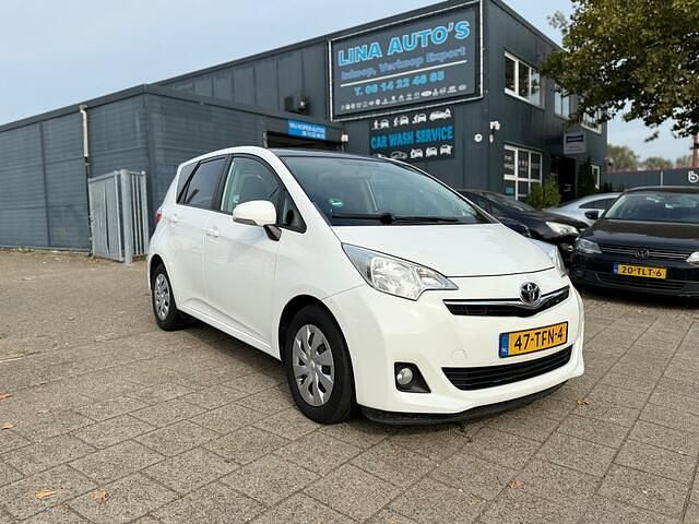 Occasion Toyota Verso-S 99 PK (72 kW) 2012 Wit MPV