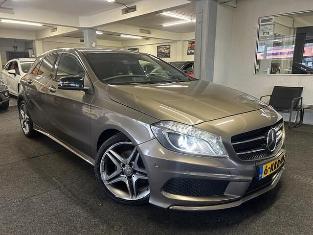 Occasion Mercedes A180 Prestige 123 PK (90 kW) 2013 Grijs Hatchback
