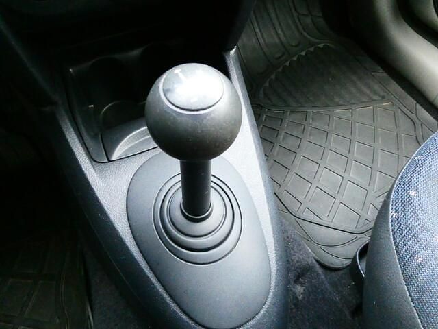 Occasion Renault Clio II Authentique 75 PK (55 kW) 2002 Bruin Hatchback